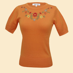 Kinny & Howie Pumpkin Orange Floral Emboidered Pullover Fitted Short Sleeve Sweater