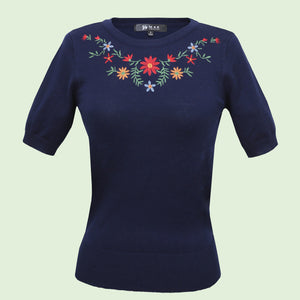 Kinny & Howie Navy Blue Floral Emboidered Pullover Fitted Short Sleeve Sweater